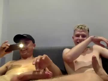 uknineinches cam stars