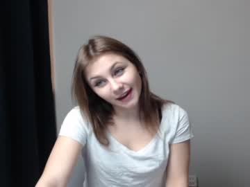 Cam stars girl relax_nina image #725357