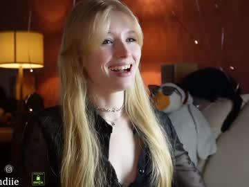 Cam stars girl bestblondiiecb image #6406959