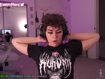 Cam stars girl evelynpiers image #2309452