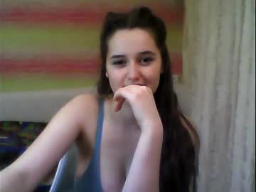 Cam stars girl emmika_ image #1357945