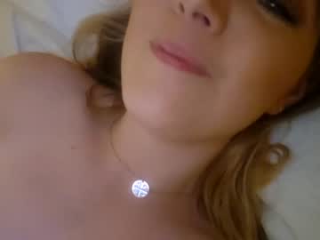 Cam stars girl hockeywife image #4225411