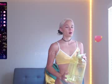 Cam stars girl petitebrat image #2799750