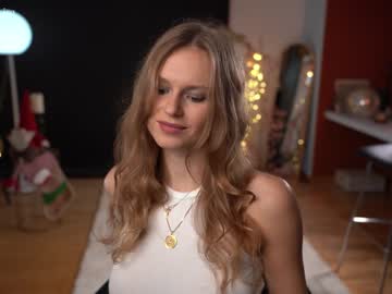 Cam stars girl chillwithkira image #3348014