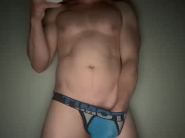 hotblondbttm21 cam stars