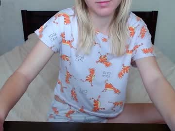 Cam stars girl kittycat__meow_ image #4381290
