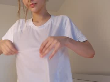 Cam stars girl lesi_moon image #4965960
