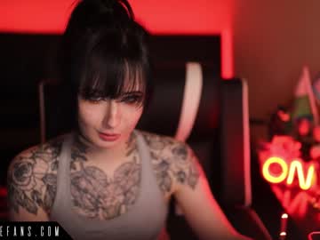 Cam stars girl raven_alternative image #6100685