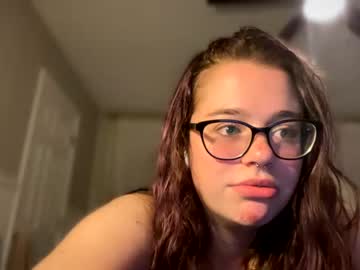 Cam stars girl krissykream69 image #6853424