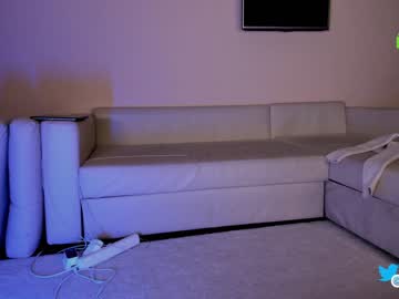 Cam stars girl hollyextra image #5927226