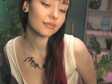 Cam stars girl ella_knockers_xl image #1649794
