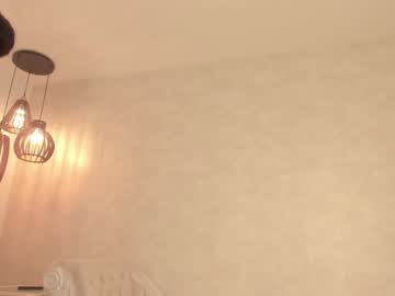 Cam stars girl shantallknowless image #4311666