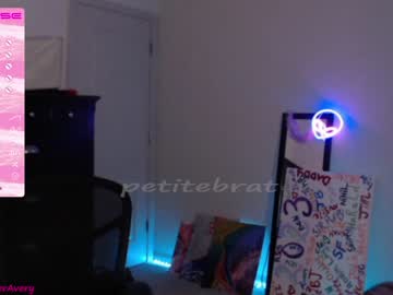 Cam stars girl petitebrat image #4241801
