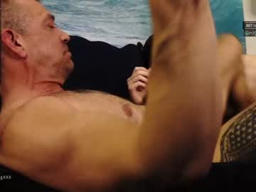 Cam stars man muscle_dog image #836102
