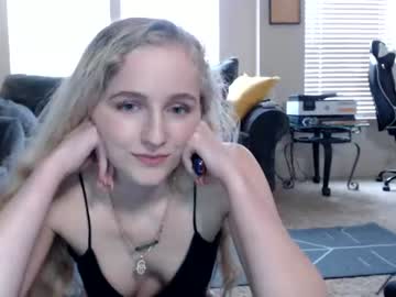 Cam stars girl peachezzs image #805347