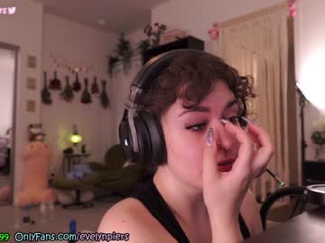 Cam stars girl evelynpiers image #3872403