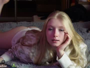 Cam stars girl bestblondiiecb image #5711780