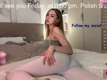 avroramy cam stars