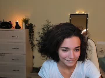 Cam stars girl ella_flar_ image #2794708