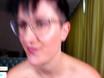 Cam stars girl curvyjules69 image #4023514