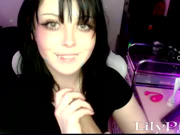 Cam stars girl lilypixel image #5433120