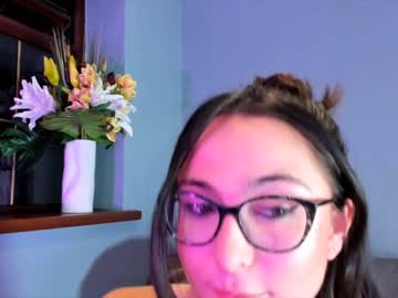 Cam stars girl littlee33 image #2213824