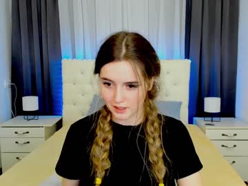 Cam stars girl emmika_ image #3876595