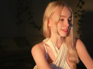 Cam stars girl mother__of__dragons image #5581238