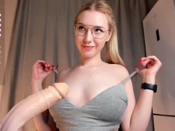 Cam stars girl nerdy_freyua image #5157437
