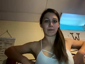 Cam stars couple dreamymilf420 image #1259031