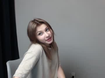 Cam stars girl relax_nina image #516720