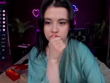 Cam stars girl sharlotte_gilbi image #2150661