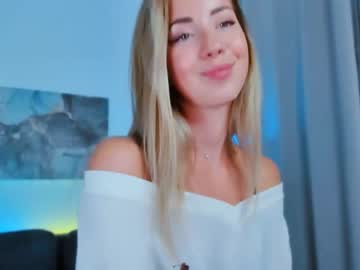 Cam stars girl emmi_rosee image #2585292