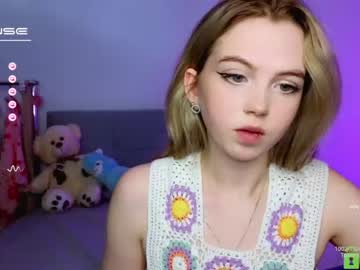 Cam stars girl small_blondee image #4667412