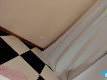 Cam stars girl hollyextra image #5559788