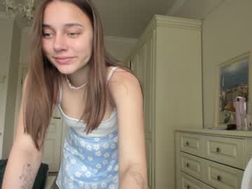 Cam stars girl eleonora_linn image #2219527