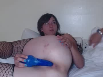 Cam stars couple turn_on_the_ac image #5053707