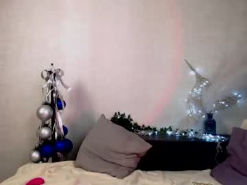 Cam stars girl emily_kimm image #3729510