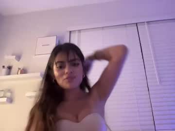 Cam stars girl poutyselenaa image #6776760