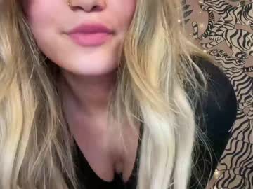 Cam stars girl ari_02 image #5325814