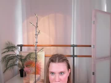 Cam stars girl leeeah_ image #7034015
