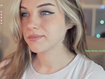 Cam stars girl mia_milagros image #2070945