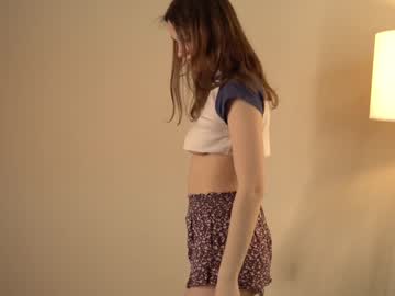 Cam stars girl winniewest_ image #4244790
