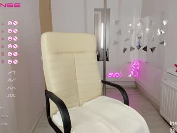 Cam stars girl lily_ewing image #2939154