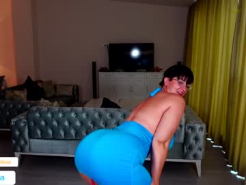 Cam stars girl curvyjules69 image #4380772