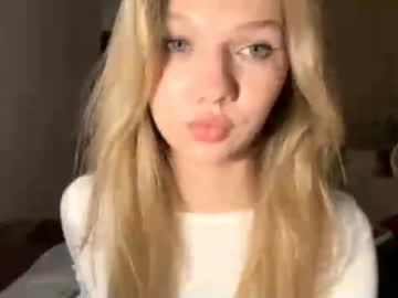 sultry_dreamer_4ever cam stars