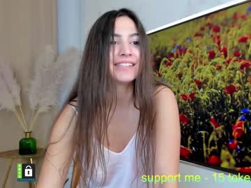 Cam stars girl mila_hi image #3727072