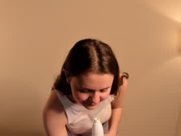 Cam stars girl winniewest_ image #4267086