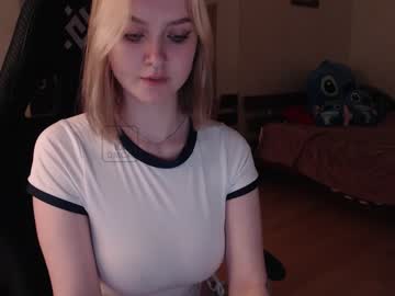 Cam stars girl lovely_kisses image #2639156