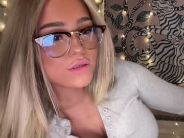 Cam stars girl ari_02 image #5339475
